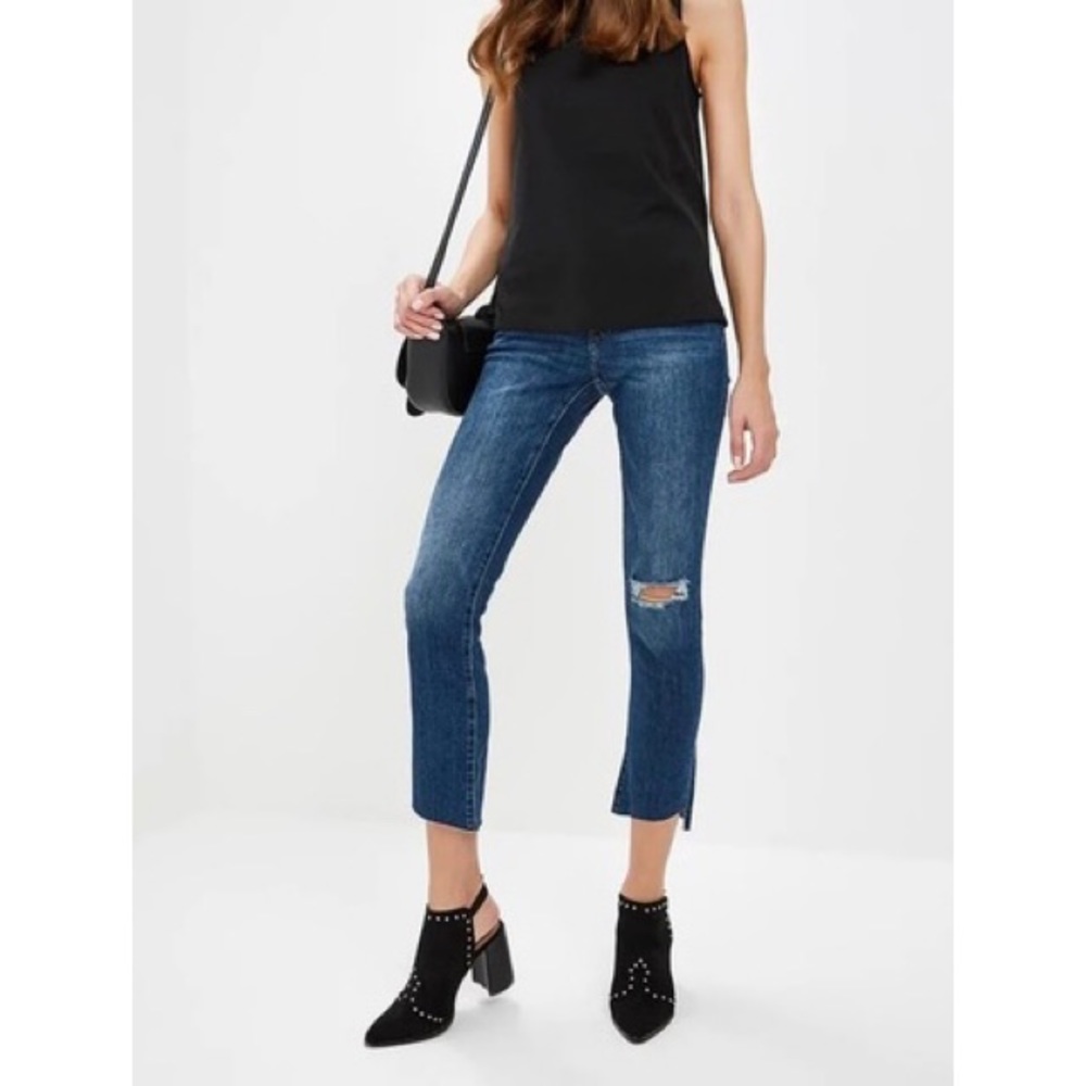 Banana Republic girlfriend jeans, size 27, raw hem, distressed knee, medium wash